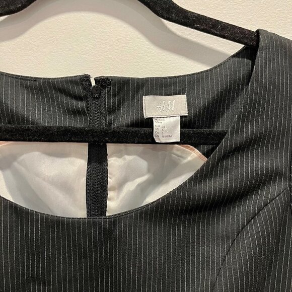 H&M Pinstripe Bodycon Pencil Dress | Business Casual | Knee Length | Mad Men - Picture 3 of 7